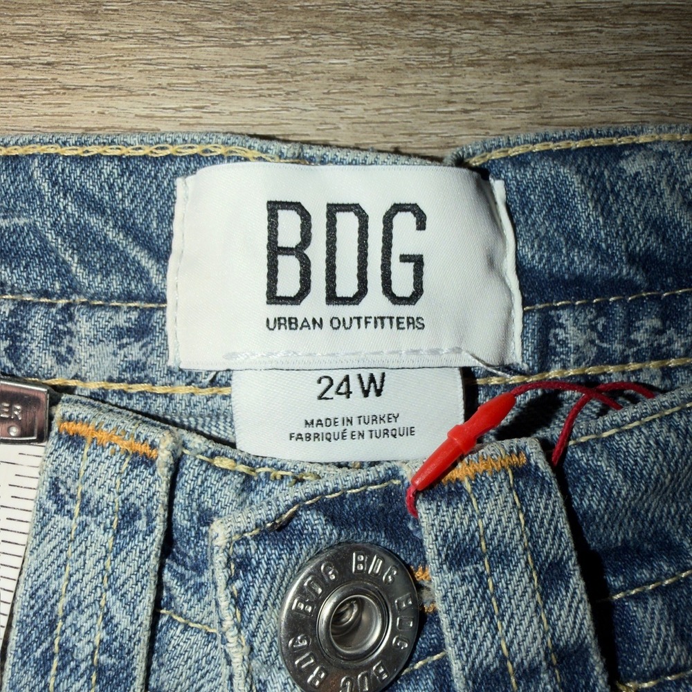 BDG Urban Outfitters Kayla Lowrider Toile Print Slouchy Boyfriend Jeans 24W - Picture 2 of 16